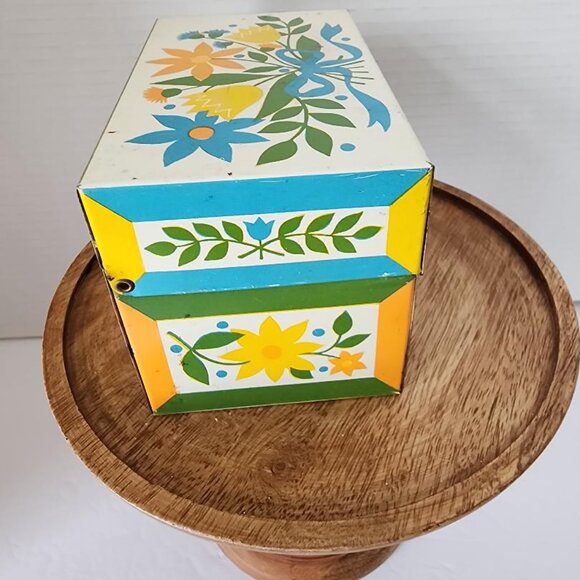Syndicate Mfg Tin Metal Recipe Box 3x5 Card Holder Trinket Retro Dutch Floral - Picture 3 of 6